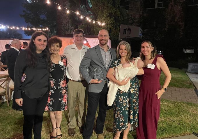 Surgery resident wins ‘Graduate of the Last Decade’ award from his alma mater